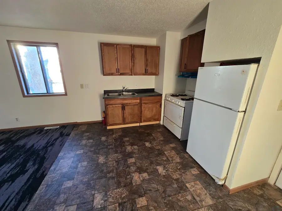 1310 COURT ST, Sioux City, IA 51105 - #3