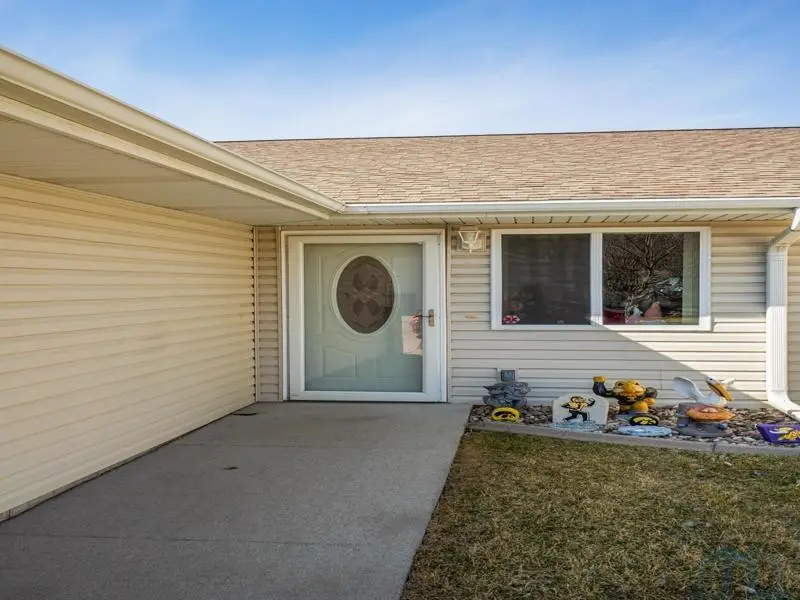 1111 Meadow View Ct #3, Sioux City, IA 51106 - #2