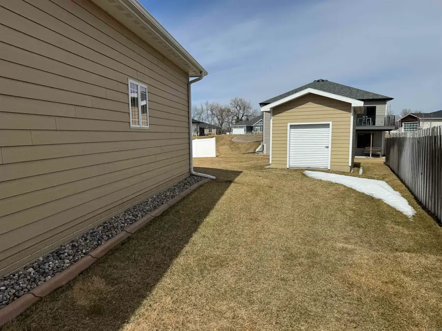 189 N Churchill, Dakota Dunes, SD 57049 - #2