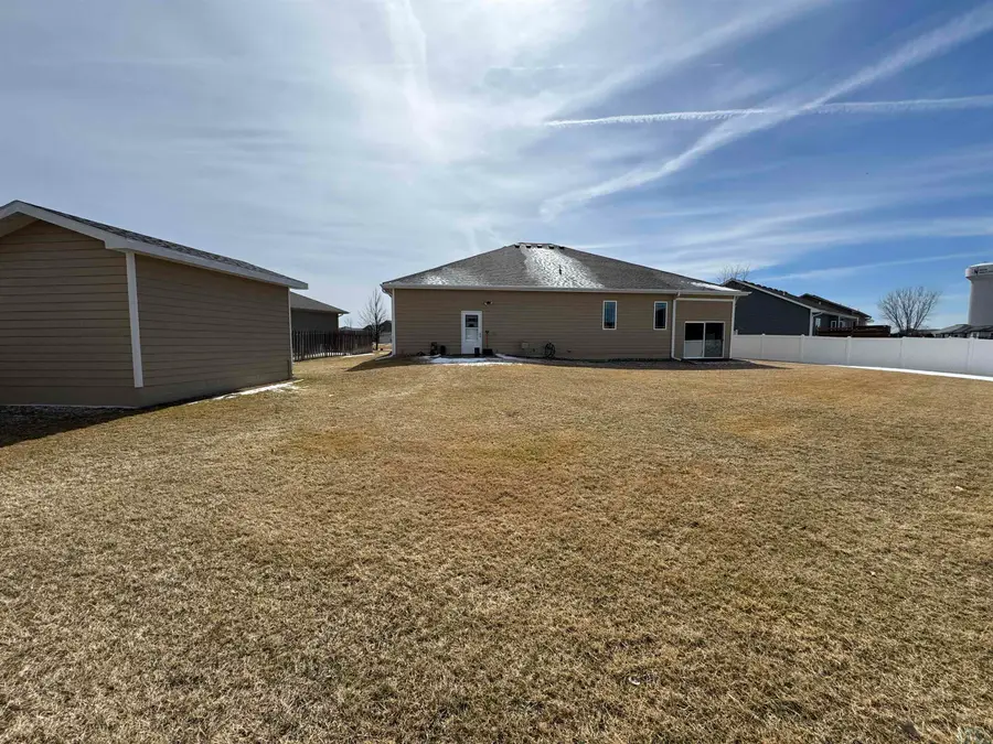 189 N Churchill, Dakota Dunes, SD 57049 - #3