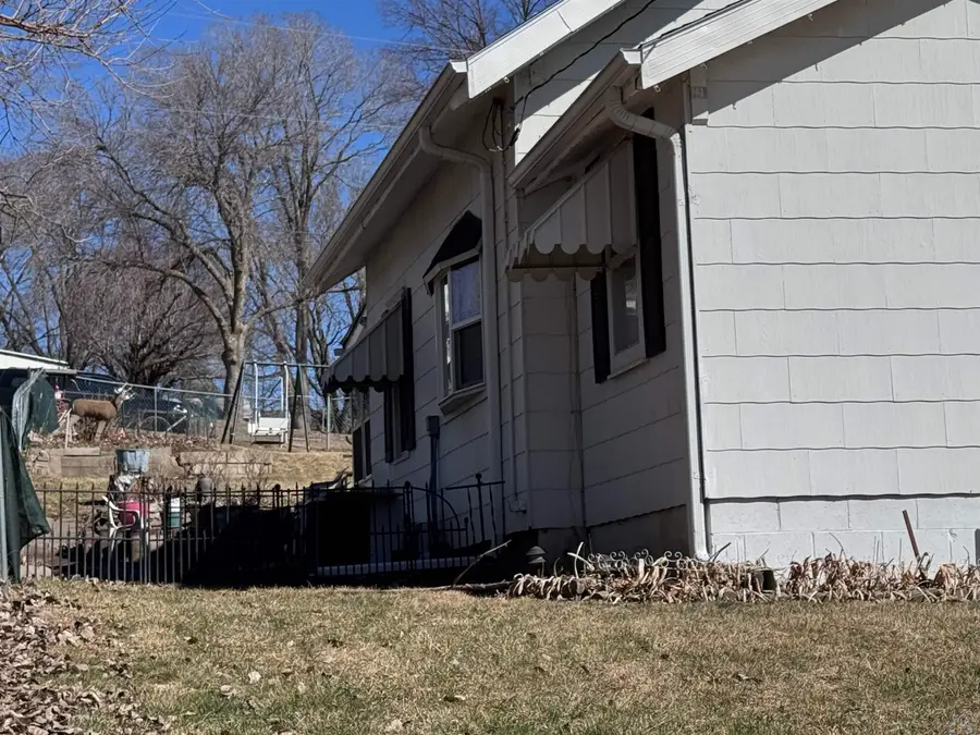 3207 Glenn Avenue, Sioux City, IA 51106 - #3