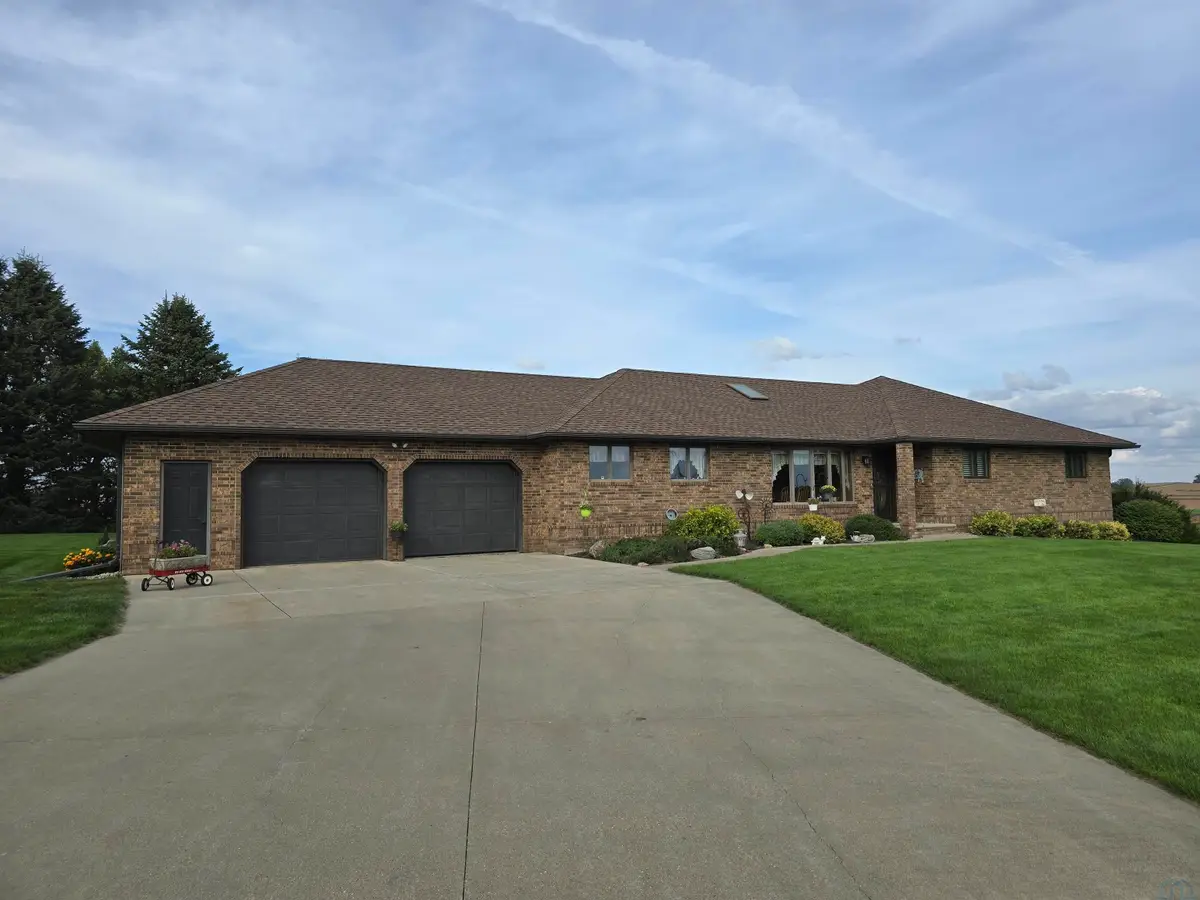 21364 K42, Merrill, IA 51038 - #1