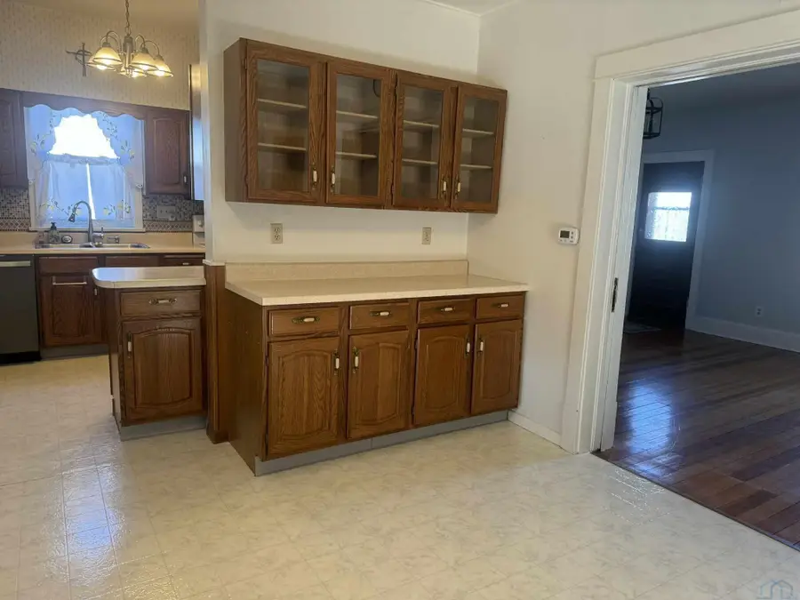 3324 5th Avenue, Sioux City, IA 51106 - #3