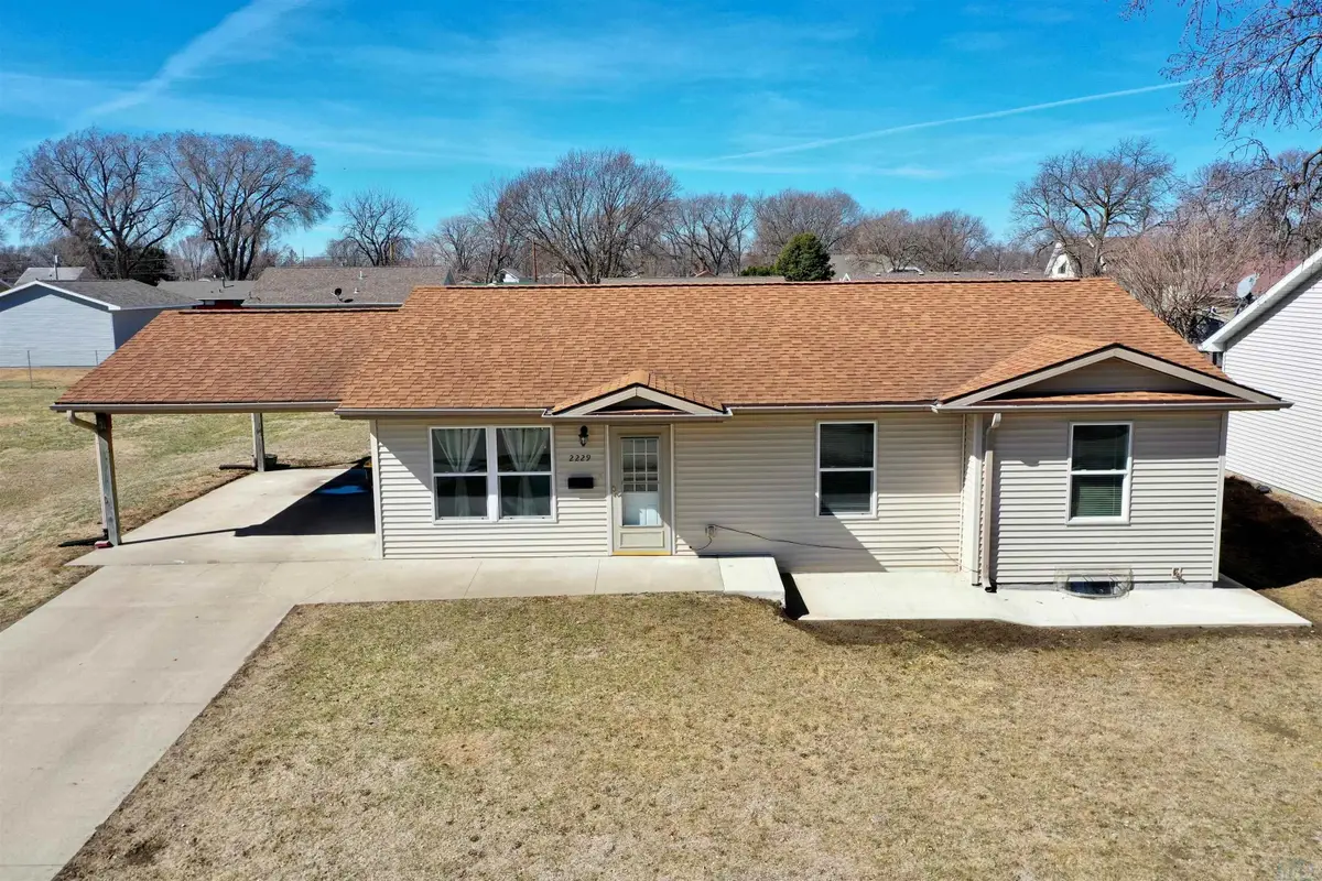 2229 Bryan St, Sioux City, IA 51109 - #1