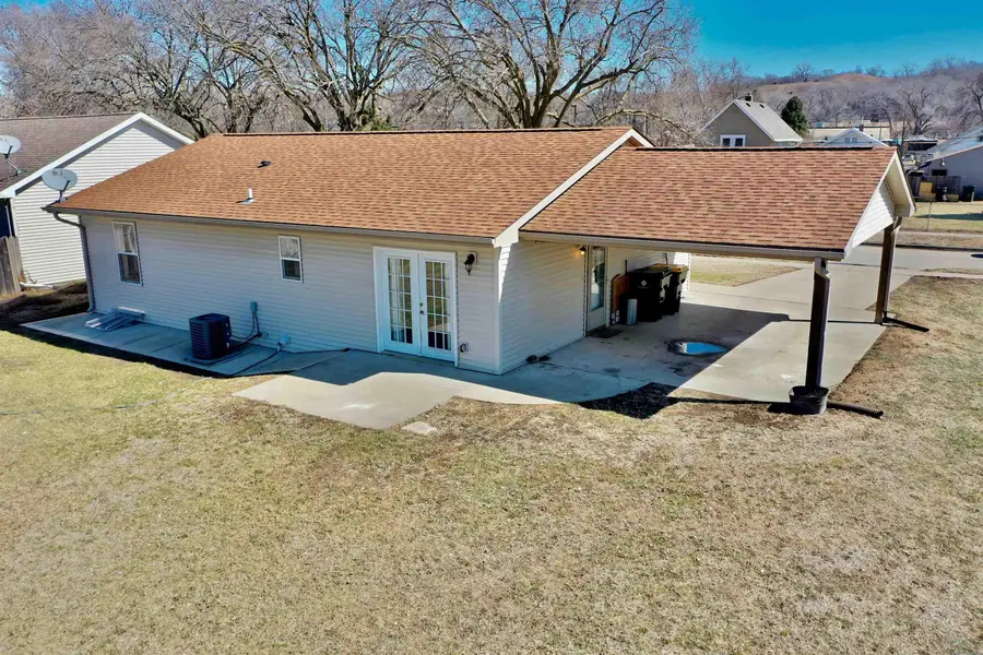 2229 Bryan St, Sioux City, IA 51109 - #3