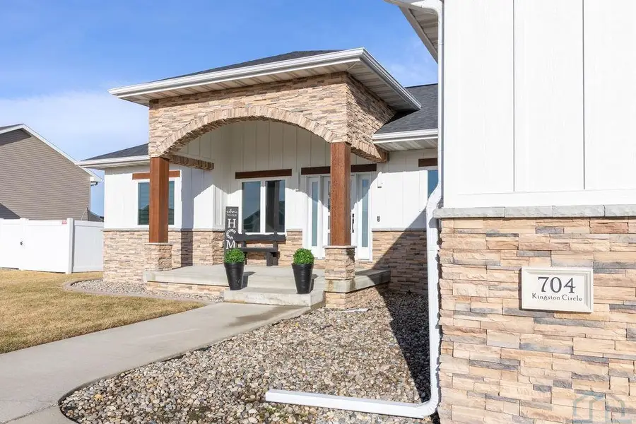 704 Kingston Circle, Sergeant Bluff, IA 51054 - #3