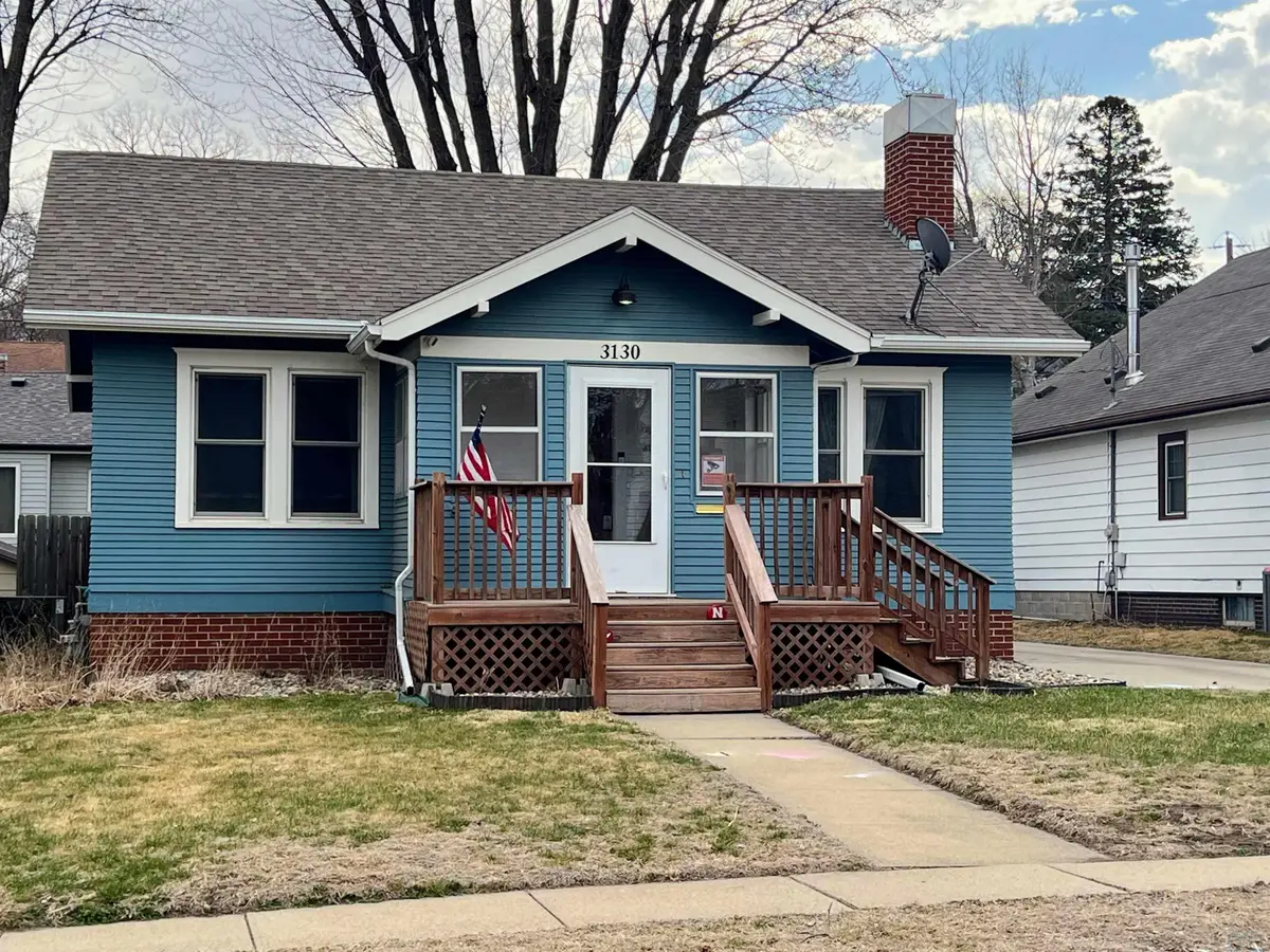 3130 SUMMIT ST, Sioux City, IA 51104 - #1