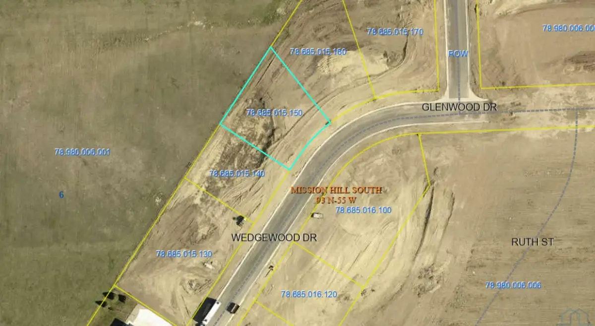 3005 Wedgewood Drive, Yankton, SD 57078 - #1