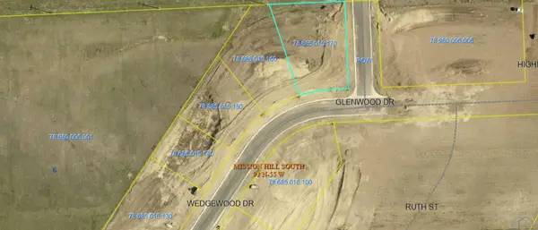 3009 Wedgewood Drive, Yankton, SD 57078