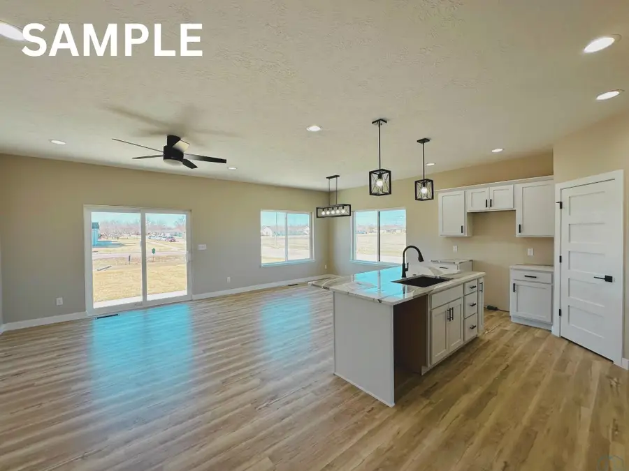 1115 E 19th Street, South Sioux City, NE 68776 - #2