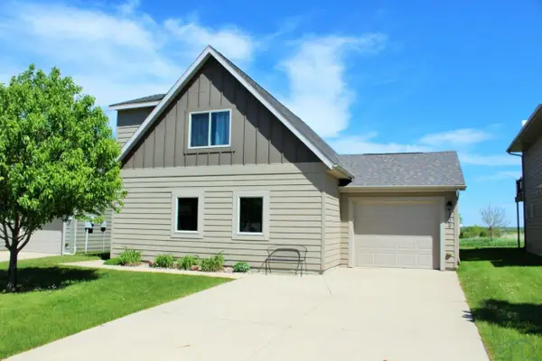 290 240th Ave #109, Arnolds Park, IA 51331