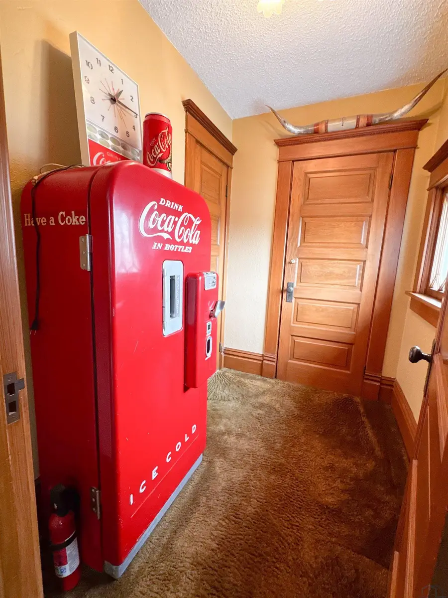 305 S Adams St, Rock Rapids, IA 51246 - #3