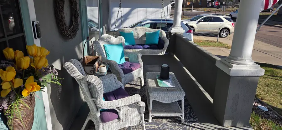 2111 S Newton, Sioux City, IA 51106 - #2