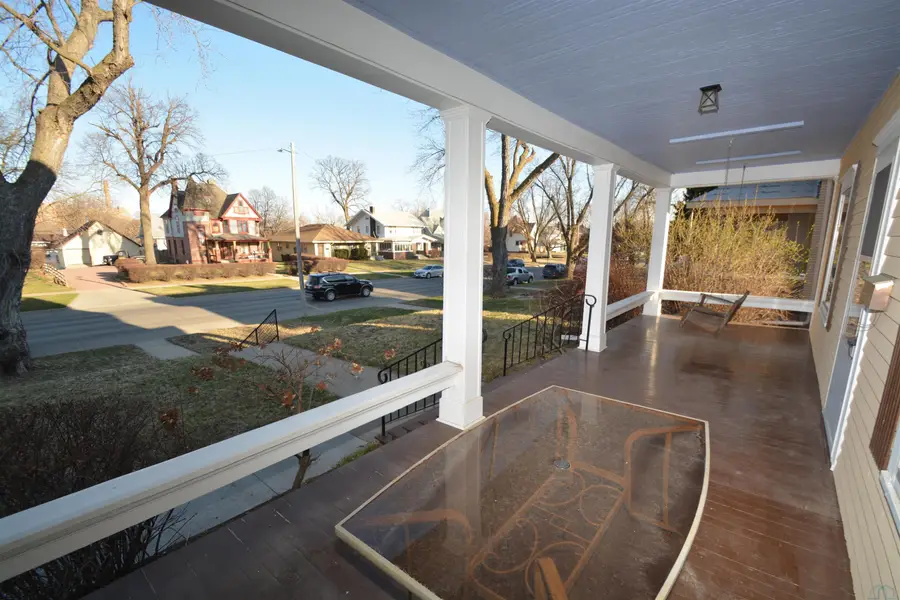 2219 Jackson St, Sioux City, IA 51104 - #3