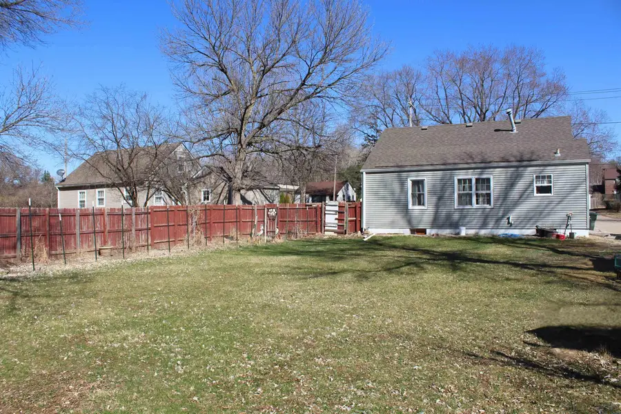 3711 SUMMIT ST, Sioux City, IA 51104 - #3