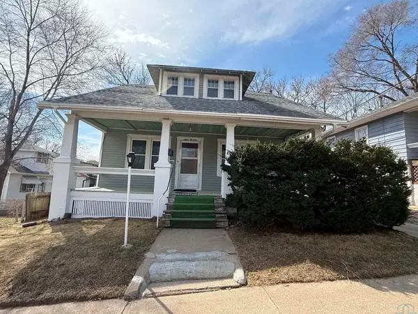 814 23rd St, Sioux City, IA 51104