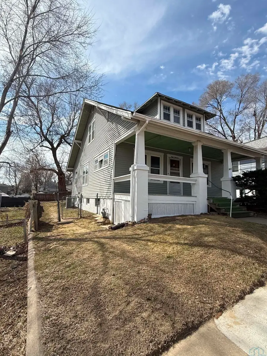 814 23rd St, Sioux City, IA 51104 - #2