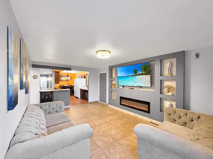 1409 F St, South Sioux City, NE 68776 - #2