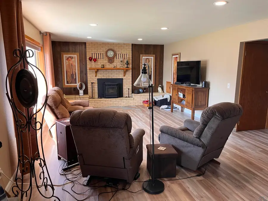 304 W Indiana Avenue, George, IA 51237 - #2