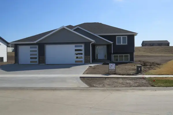 1912 2nd Ave. SE, LeMars, IA 51031