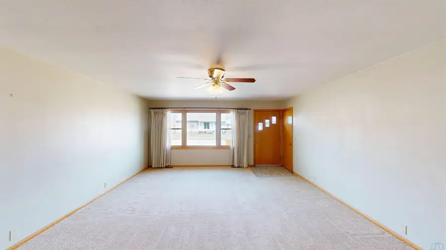 423 ASH ST, Cherokee, IA 51012 - #3