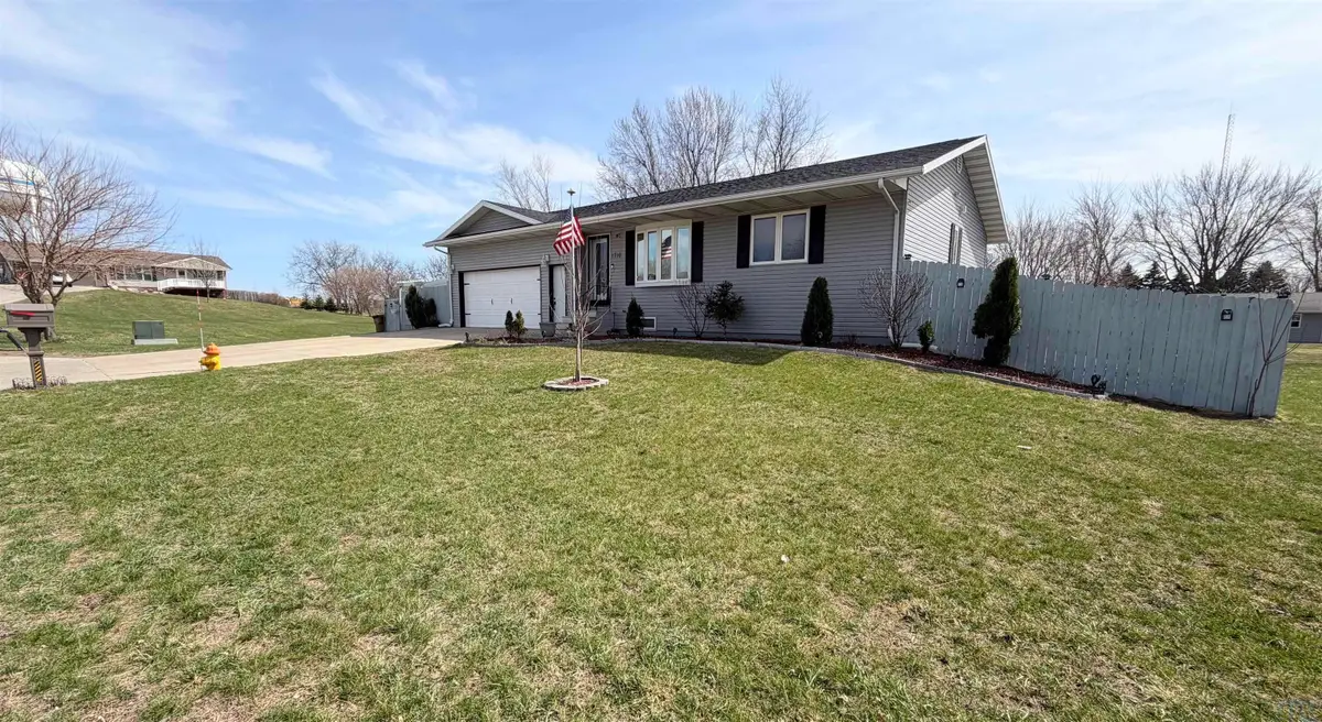 1710 VIOLET LN, Storm Lake, IA 50588 - #1