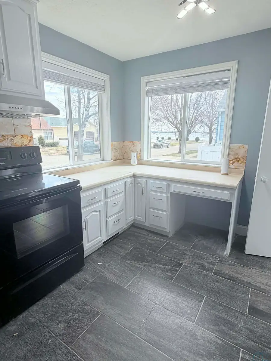 116 KENZY ST, Storm Lake, IA 50588 - #2