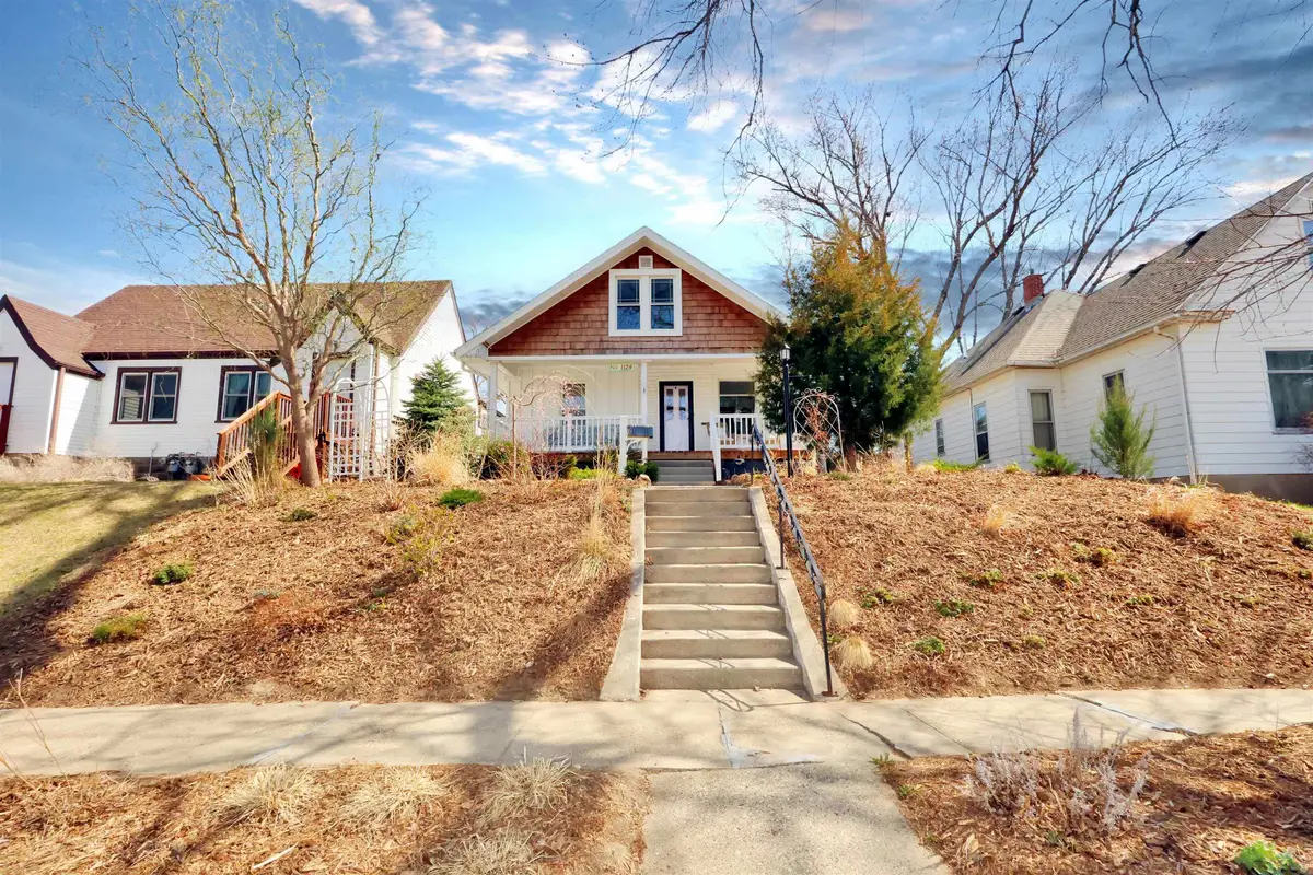 1124 S Newton Street, Sioux City, IA 51106 - #1