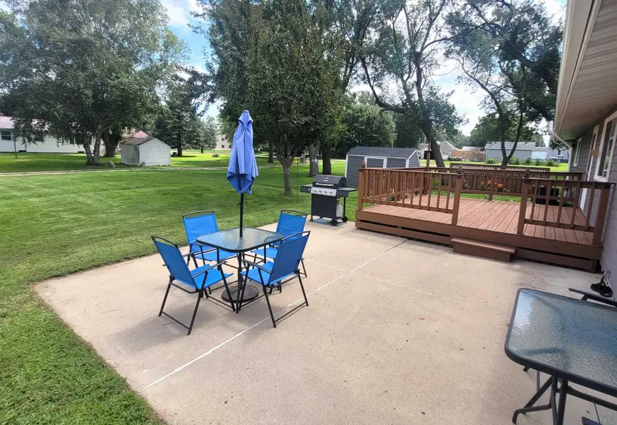 160 N 6th Ave E, Hartley, IA 51346 - #3