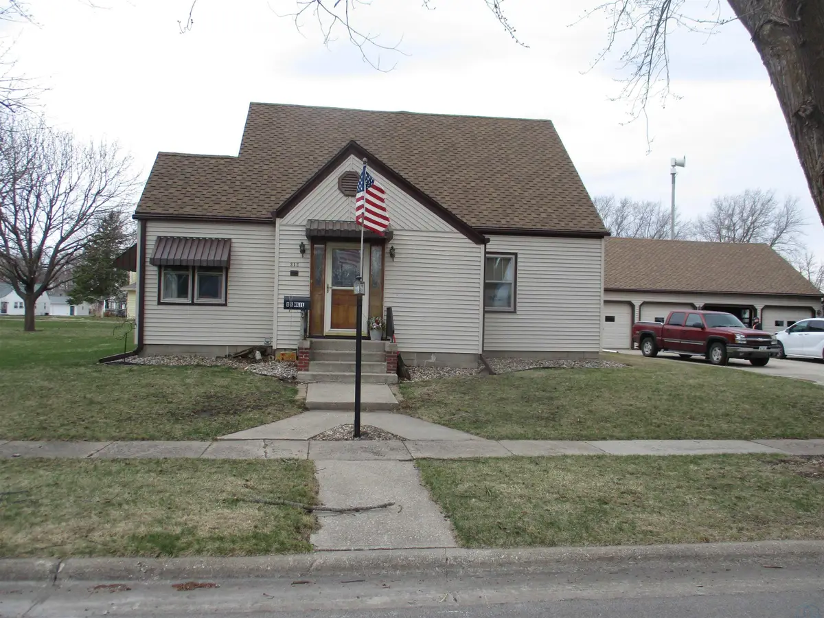 312 S Harrison, Laurens, IA 50554 - #1
