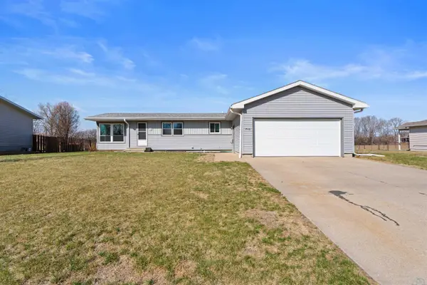 406 N Crawford, Vermillion, SD 57069