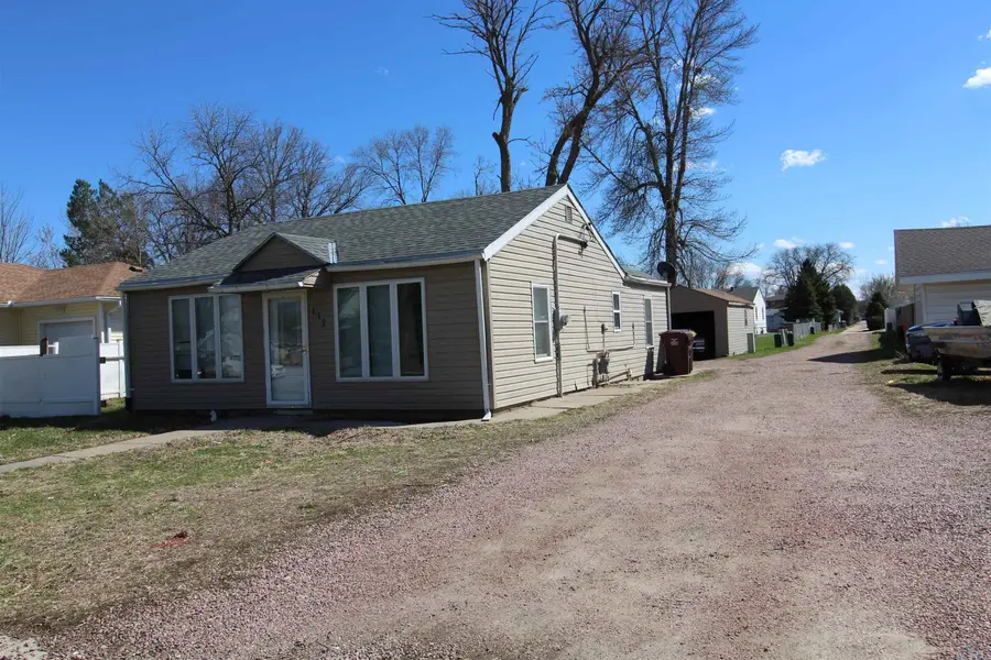 112 E 29TH ST, South Sioux City, NE 68776 - #2