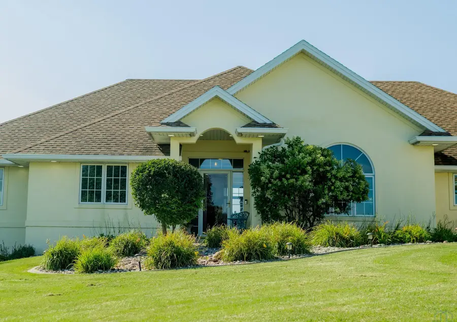 110 Grandy Drive, Sioux City, IA 51106 - #3