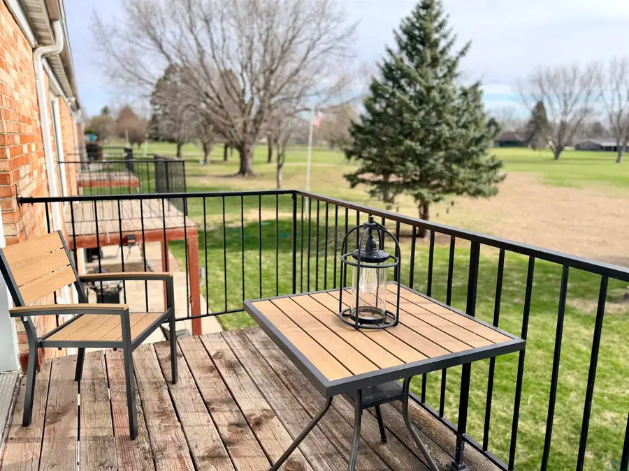 106 Villa RD, Alta, IA 51002 - #2