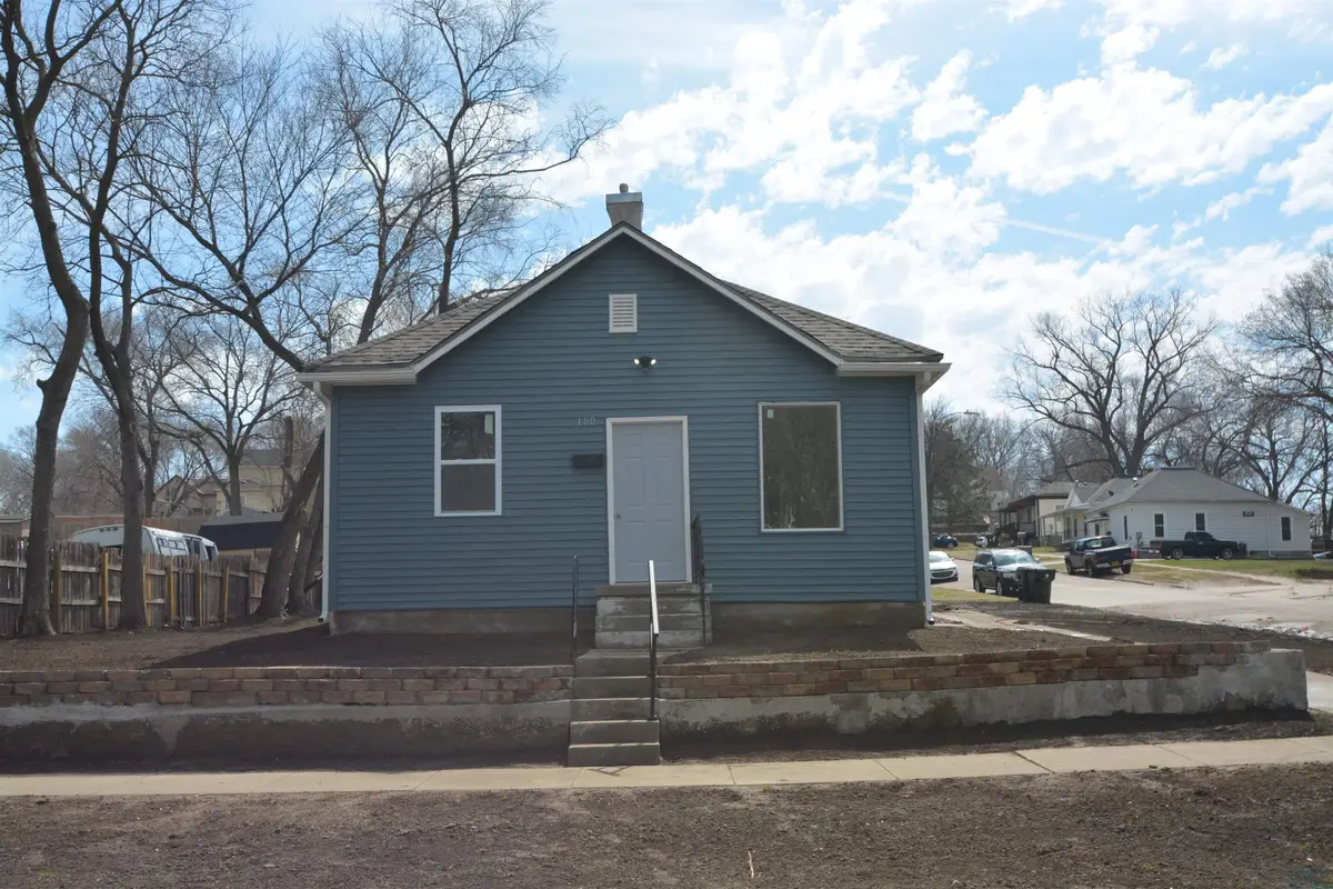 100 Main St, Sioux City, IA 51103 - #1