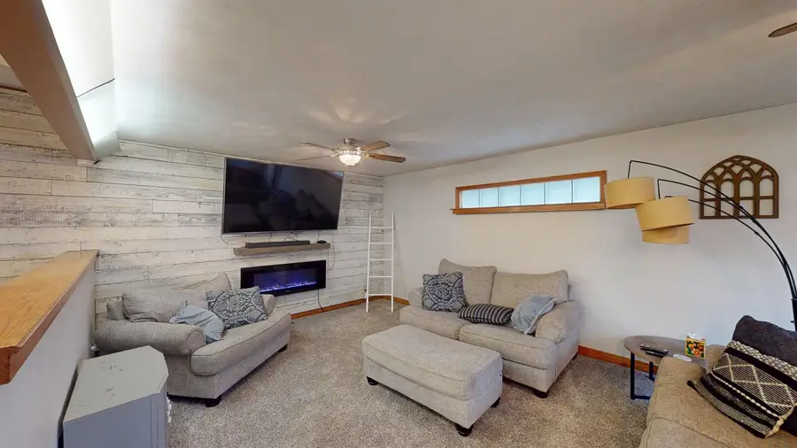 924 W BLUFF ST, Cherokee, IA 51012 - #2