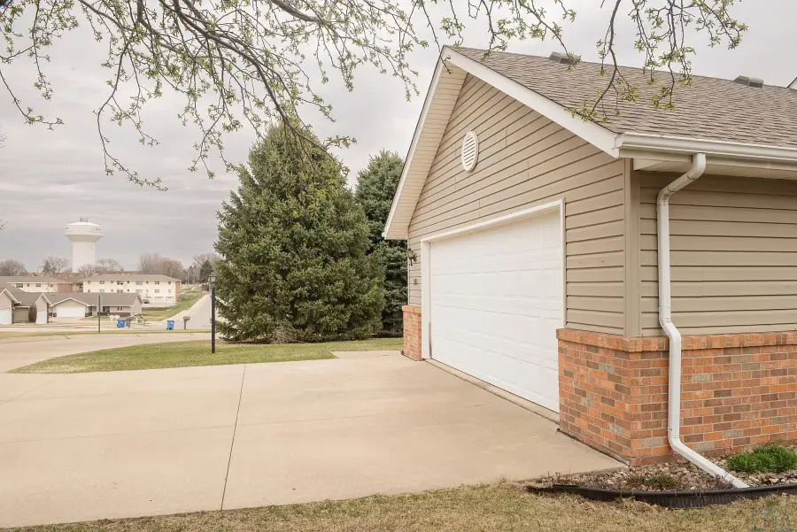 1335 4th Ave Se #101, America, IA 51031 - #2