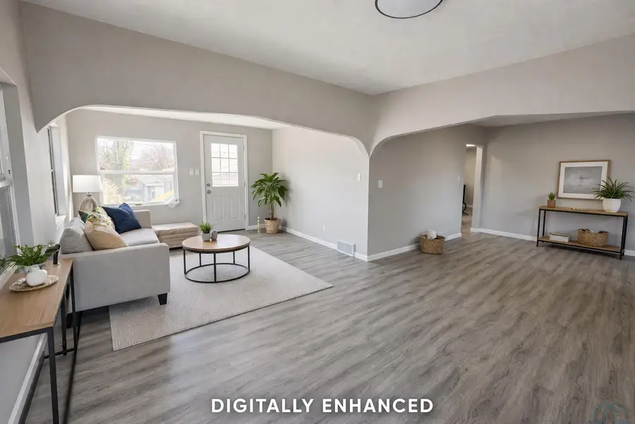 1920 W 14, Sioux City, IA 51103 - #2