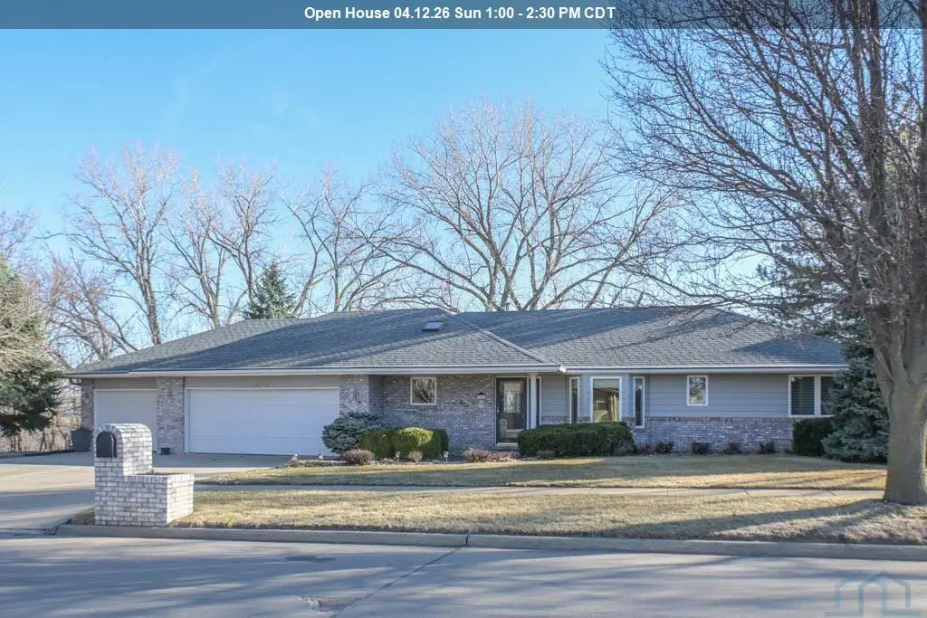 1445 Hiawatha Trl, Sioux City, IA 51104 - #1