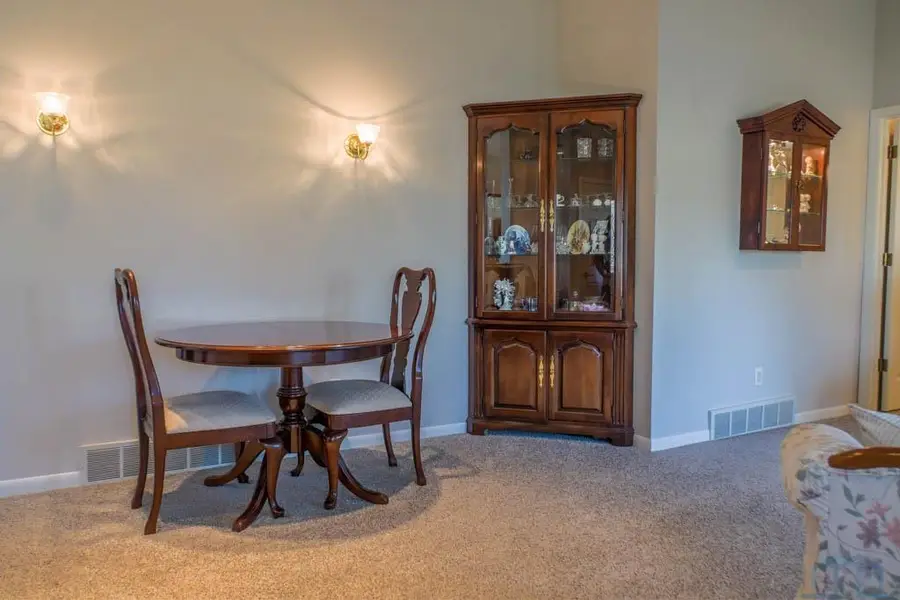 1445 Hiawatha Trl, Sioux City, IA 51104 - #3