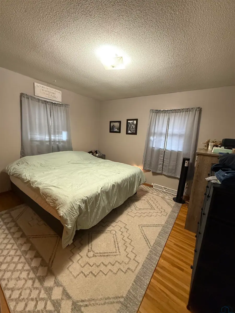 529 W Clark, Vermillion, SD 57069 - #3