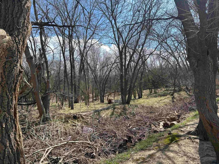 700 Amanda St., Sioux City, IA 51103 - #2