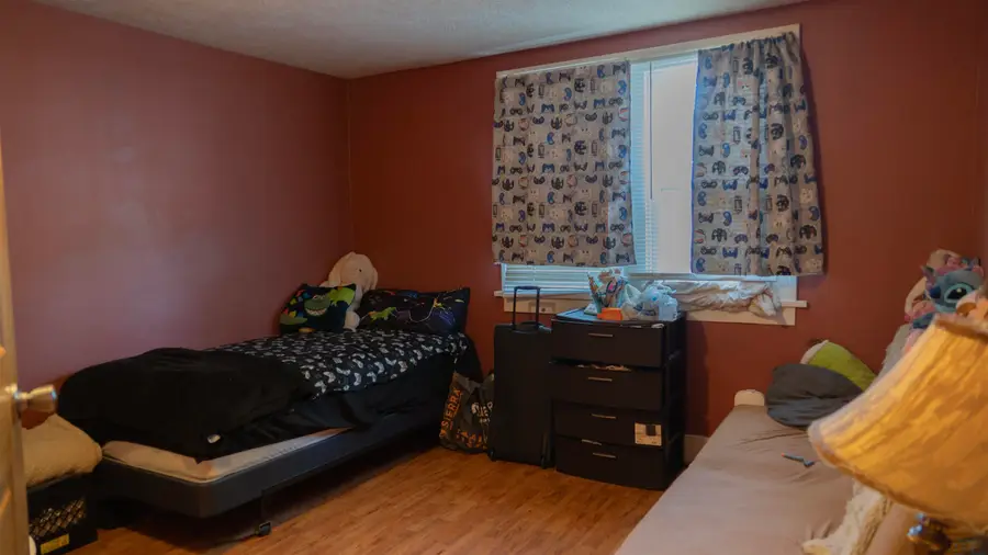 1513 S FAIRMOUNT ST, Sioux City, IA 51106 - #3