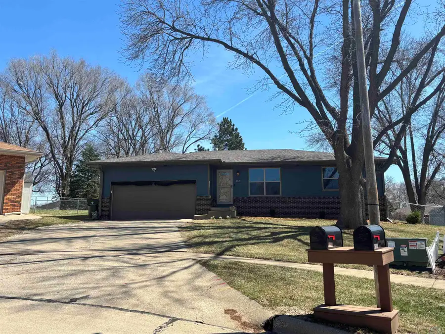 4618 Cherrywood Ln, Sioux City, IA 51106 - #2