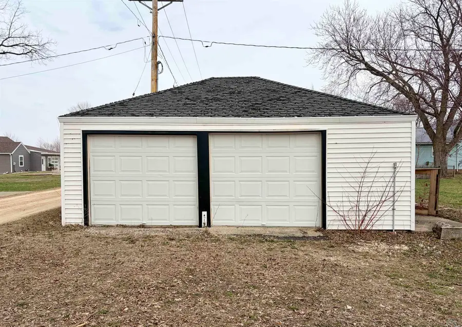 480 S HAYES AVE, Primghar, IA 51245 - #3