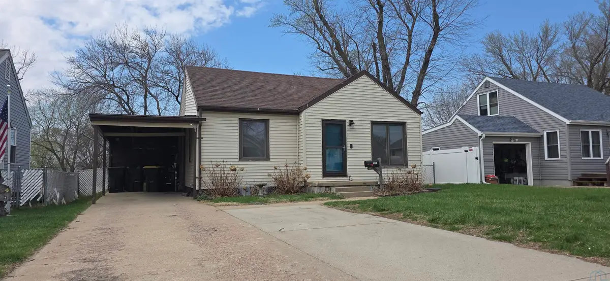 2521 S Cornelia, Sioux City, IA 51106 - #1