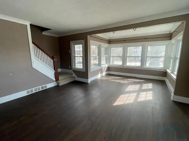 219 36th St, Sioux City, IA 51104 - #3