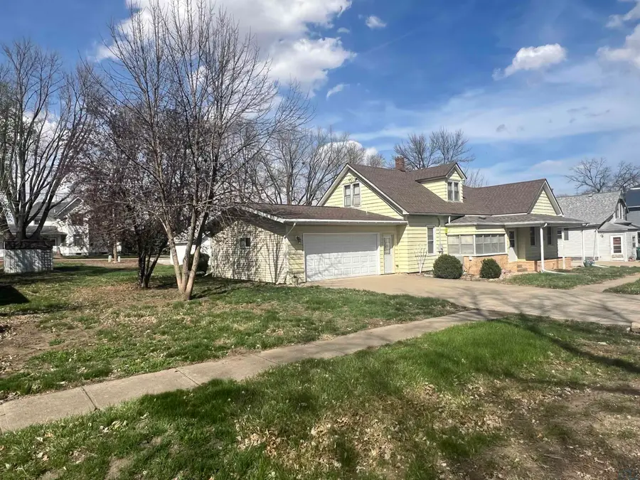 515 Calhoun St, Merrill, IA 51038 - #2