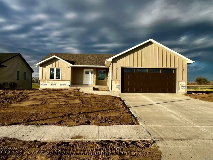 1206 Country Club Drive, Elk Point, SD 57025 - #2