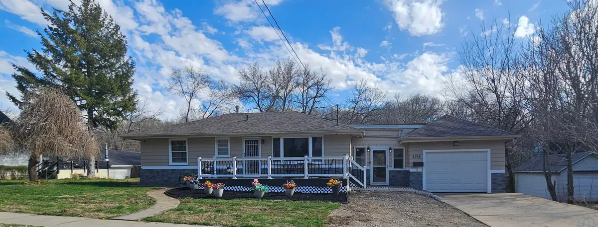 2712 10TH ST, Sioux City, IA 51105 - #1